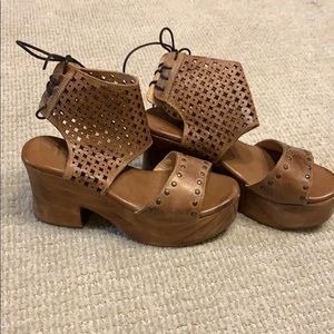 Brand new without tags Bed Stu wooden wedge size 8